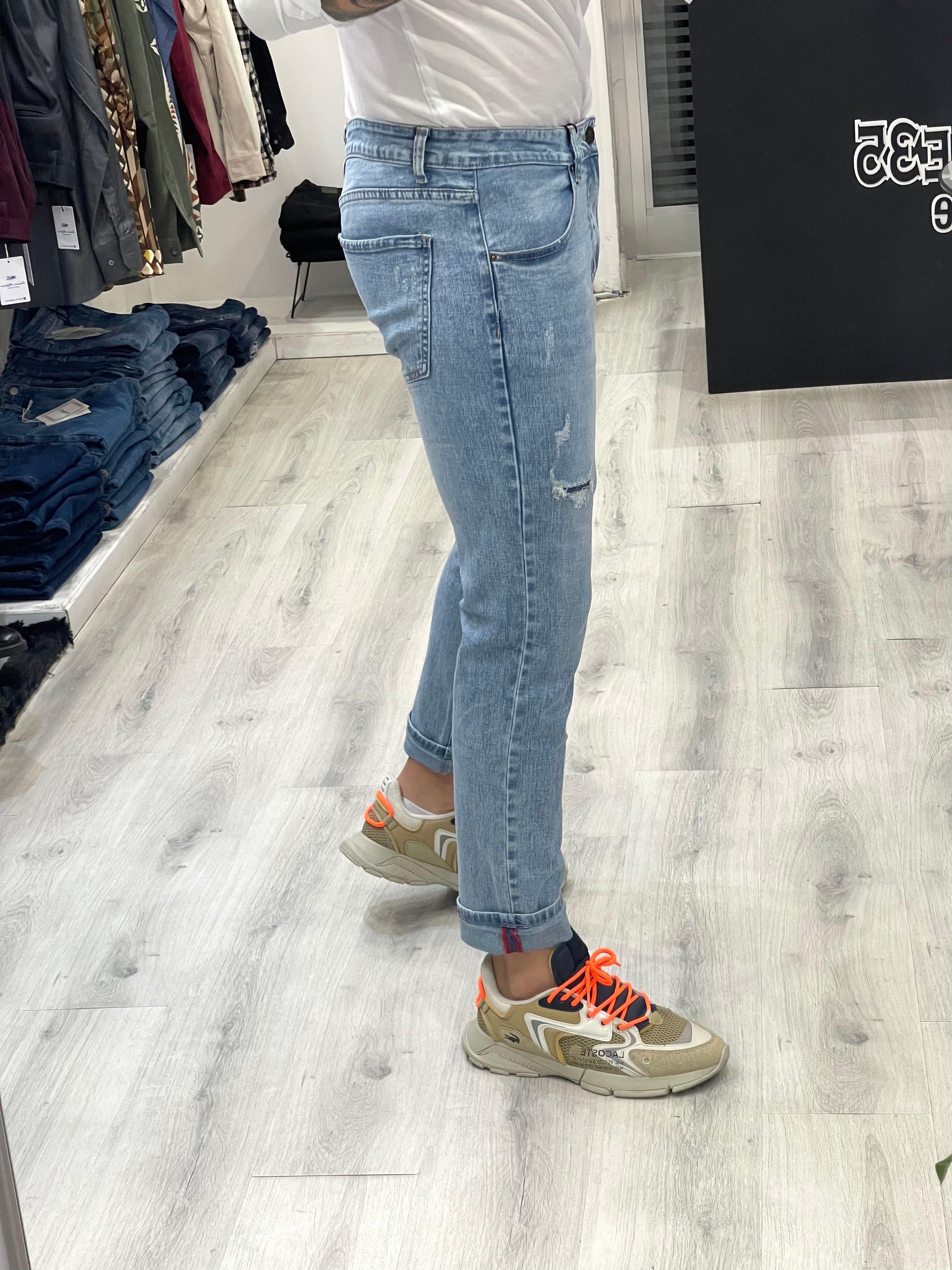 Jeans SLIMFIT MADRID con finto strappo