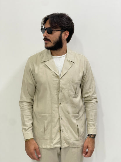 Sahariana 100% lino con bolsillos de parche
