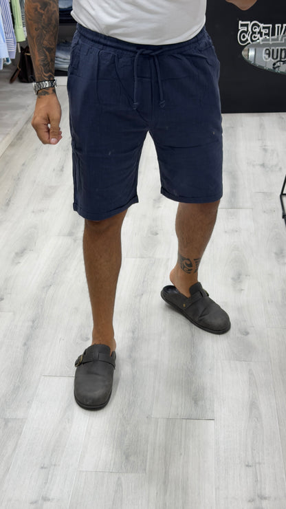 Bermuda in mistolino con elastico e laccetto