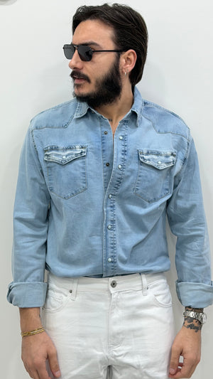 Camicia in jeans con bottoni