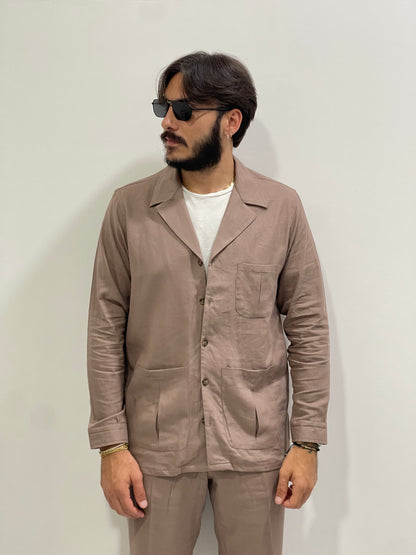 Sahariana 100% lino con bolsillos de parche