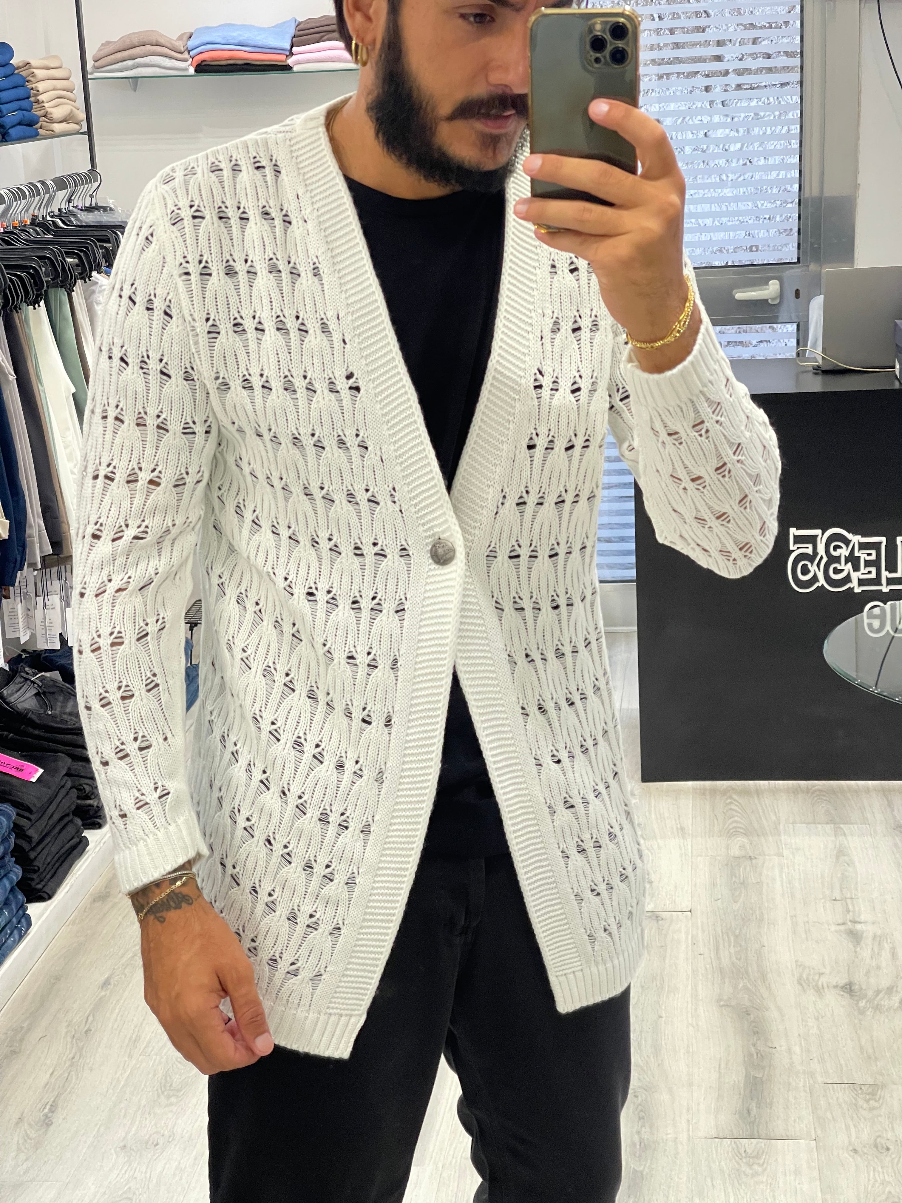 Cardigan Bianco con bottoni in ferro