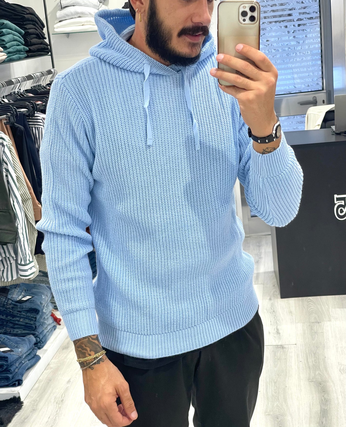 Maglione in mistolana con cappuccio - Celeste